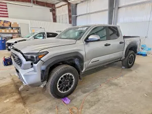 Toyota Tacoma 2.4L 4 2024