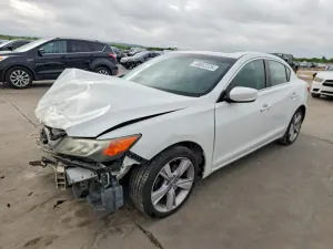 Acura ILX 2.0L 4 2015