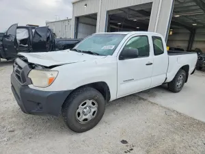 Toyota Tacoma 2.7L 4 2013