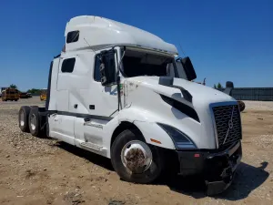 Volvo VN 12.8L 6 2023