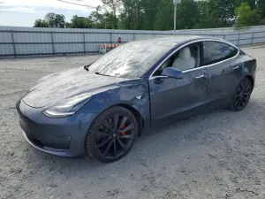 Tesla Model 3 2020