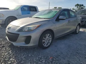 Mazda 3 2.0L 4 2012
