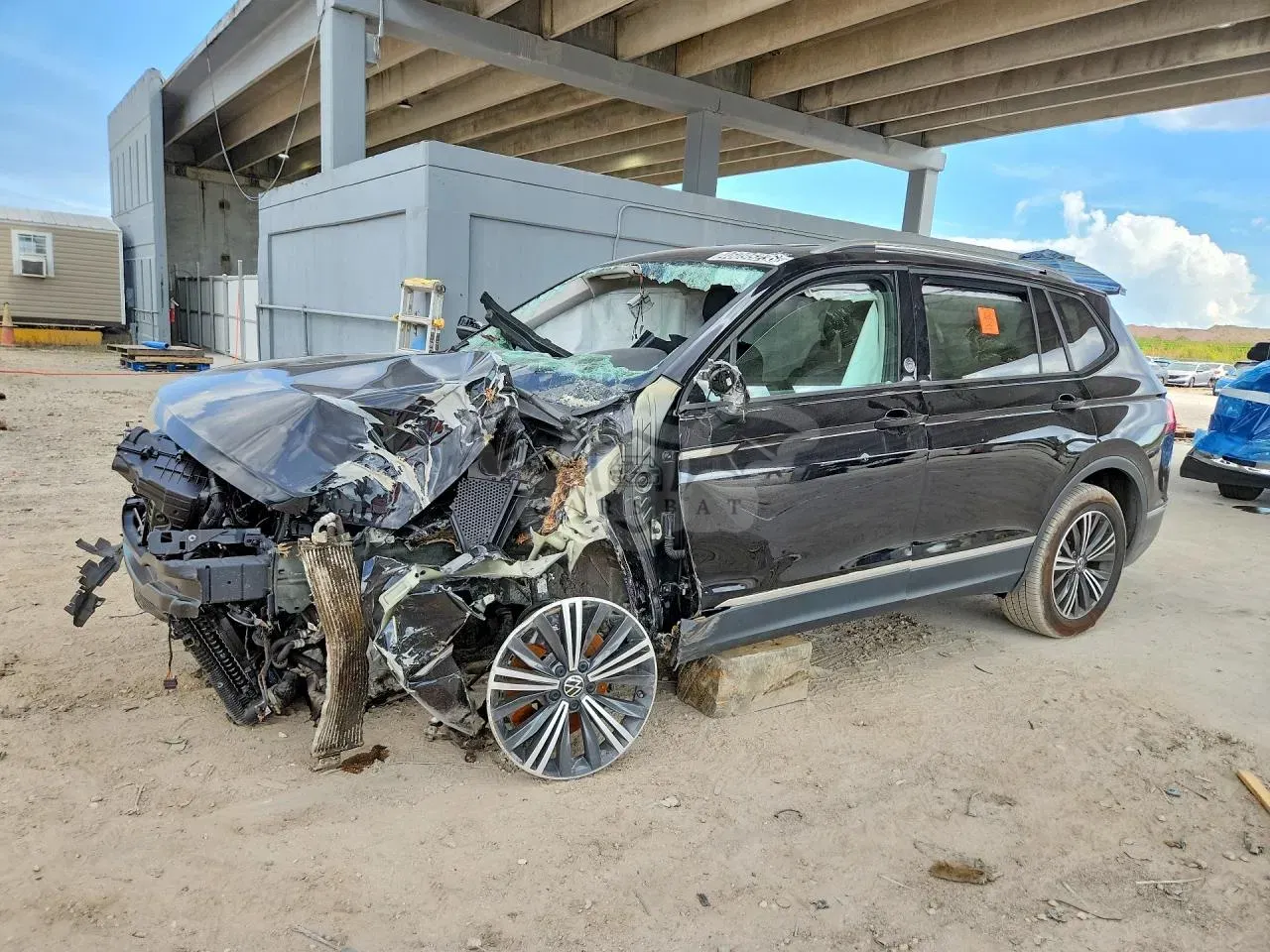 Volkswagen Tiguan 2.0L 4 2024