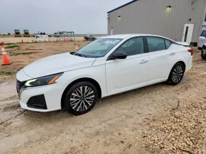 Nissan Altima 2.5L 4 2025