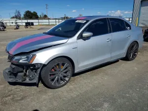 Volkswagen Jetta 2.0L 4 2014