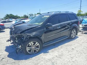 Mercedes-Benz GL 4.6L 8 2011