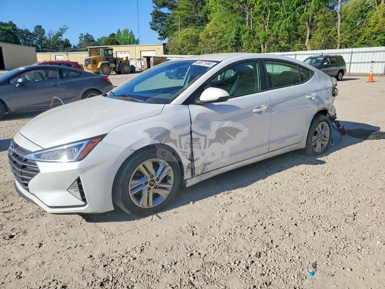 Hyundai Elantra 2.0L 4 2020