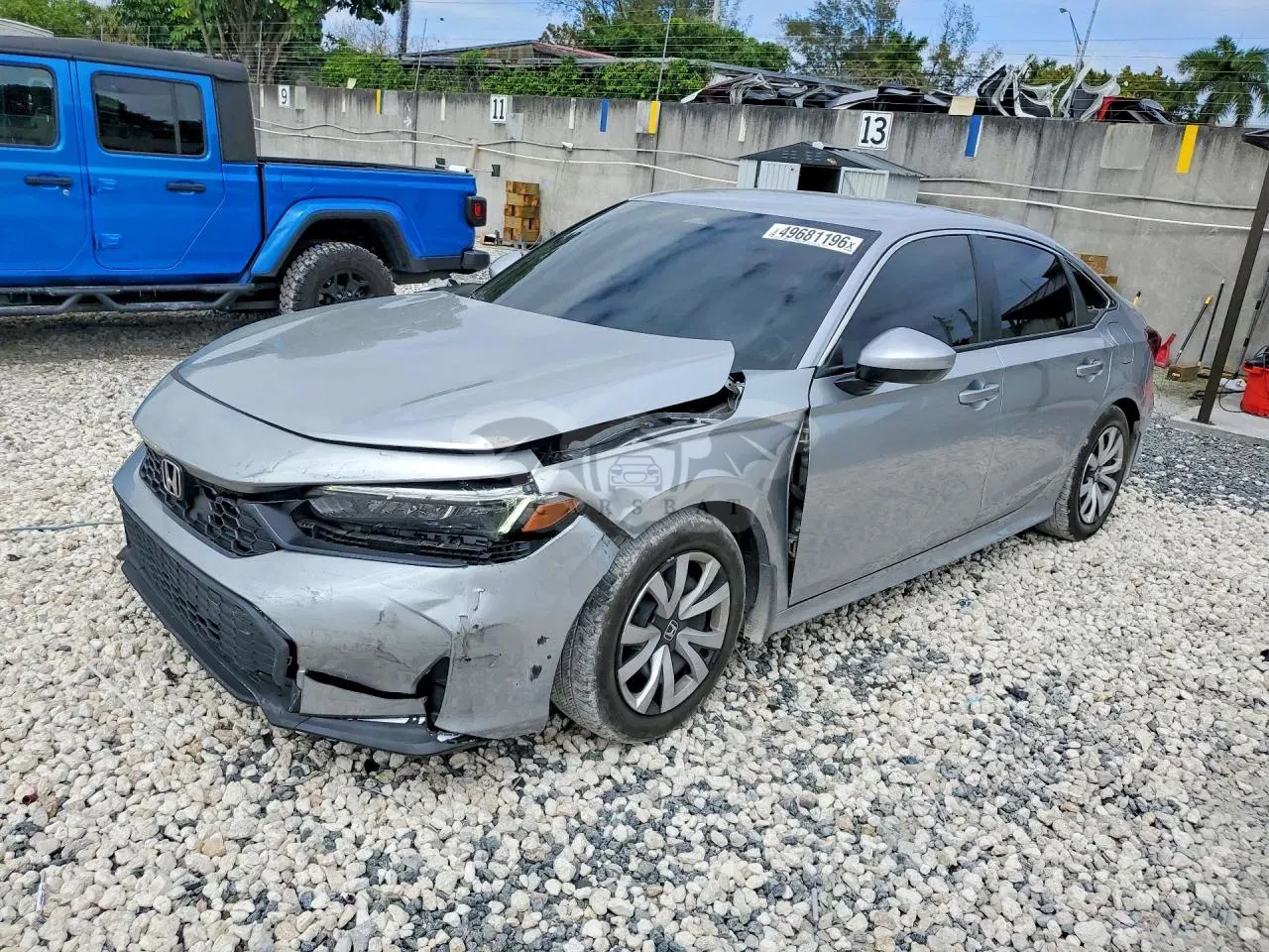 Honda Civic 2.0L 4 2025