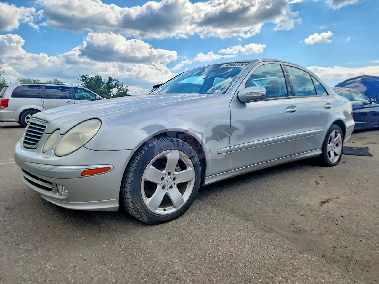 Mercedes-Benz E 5.0L 8 2005