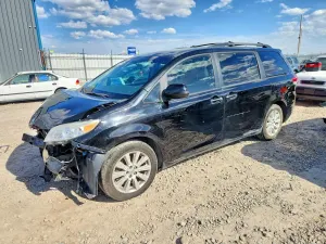 Toyota Sienna 3.5L 6 2013