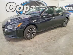Nissan Altima 2.5L 4 2025