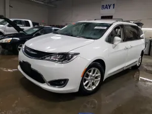 Chrysler Pacifica 3.6L 6 2020