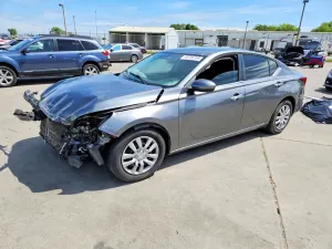 Nissan Altima 2.5L 4 2019