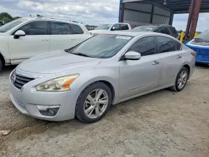 Nissan Altima 2.5L 4 2015