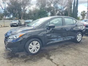 Nissan Versa 1.6L 4 2024