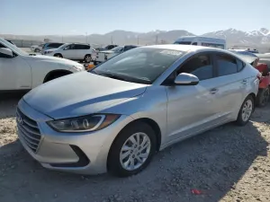 Hyundai Elantra SE 2.0L 4 2017