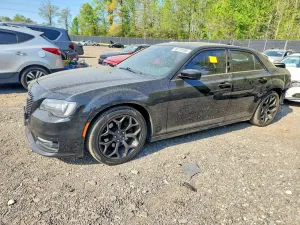 Chrysler 300 5.7L 8 2019