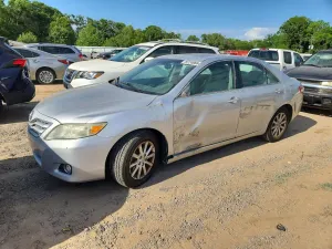 Toyota Camry 2.5L 4 2010