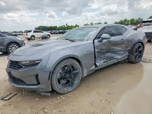 Chevrolet Camaro 6.2L 8 2021