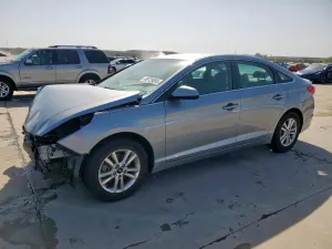 Hyundai Sonata SE 2.4L 4 2015