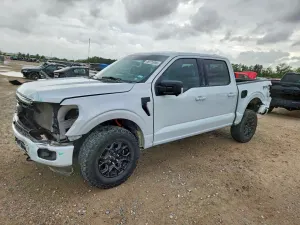 Ford F-150 5.0L 8 2025