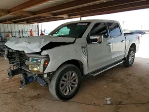 Ford F-150 5.0L 8 2024