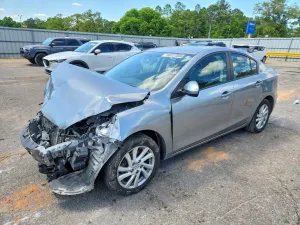 Mazda 3 2.0L 4 2012