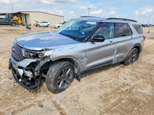 Ford Explorer 2.3L 4 2023