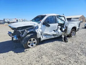 RAM 1500 5.7L 8 2019