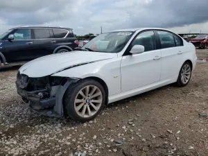 BMW 3 Series 3.0L 6 2011