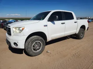 Toyota Tundra 5.7L 8 2012