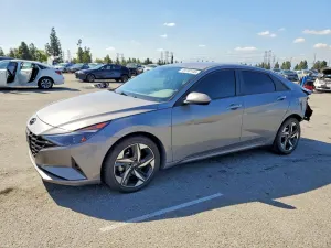 Hyundai Elantra 2.0L 4 2023