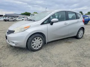 Nissan Versa 1.6L 4 2015