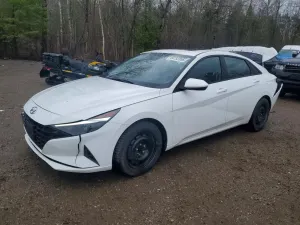 Hyundai Elantra 2.0L 4 2023