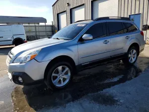 Subaru Outback 3.6L 6 2013