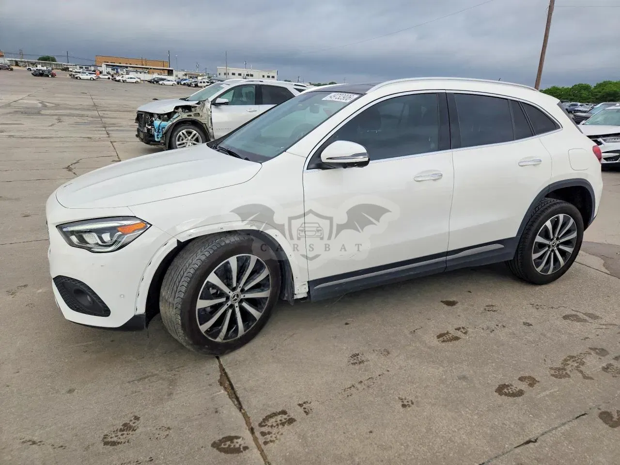 Mercedes-Benz GLA 2.0L 4 2023