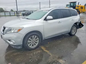 Nissan Pathfinder 3.5L 6 2015