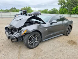 Ford Mustang 5.0L 8 2020