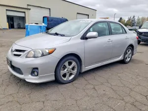 Toyota Corolla 1.8L 4 2012