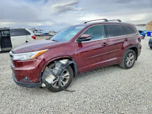 Toyota Highlander 3.5L 6 2015