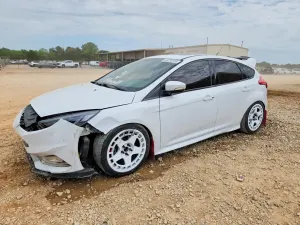 Ford Focus 2.0L 4 2015