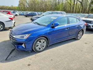 Hyundai Elantra 2.0L 4 2020