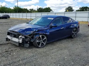 Nissan Altima 2.5L 4 2020