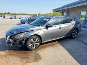 Nissan Altima 2.5L 4 2019