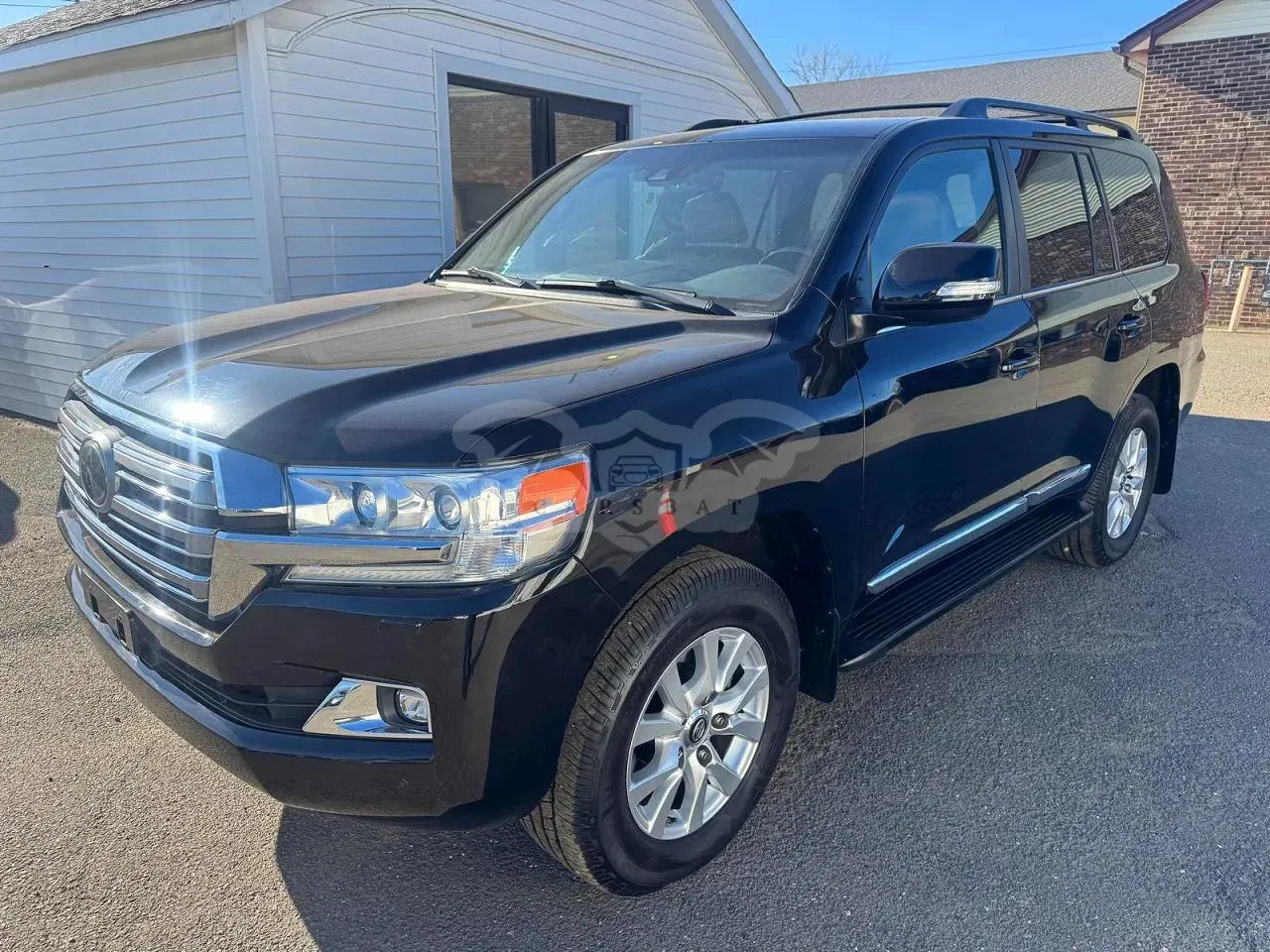 Toyota Land Cruiser 5.7L 8 2019