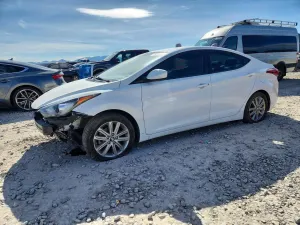 Hyundai Elantra 1.8L 4 2015