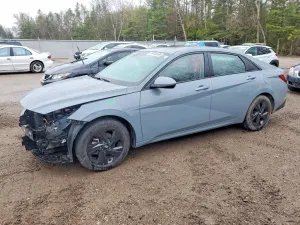 Hyundai Elantra 2.0L 4 2022