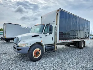 International DuraStar / 4000 7.6L 6 2009