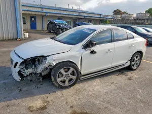 Volvo S60 2.5L 5 2013