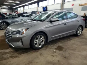 Hyundai Elantra 2.0L 4 2020